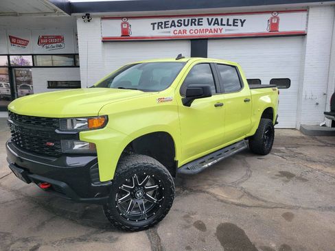 Used 2020 Chevrolet Silverado 1500 Custom Trail Boss w/ Custom Convenience Package image 2