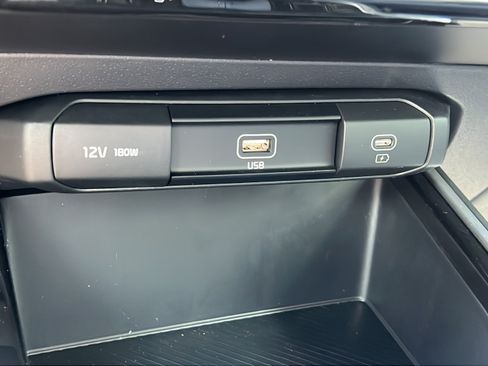 New 2026 Kia Niro LX FWD image 19
