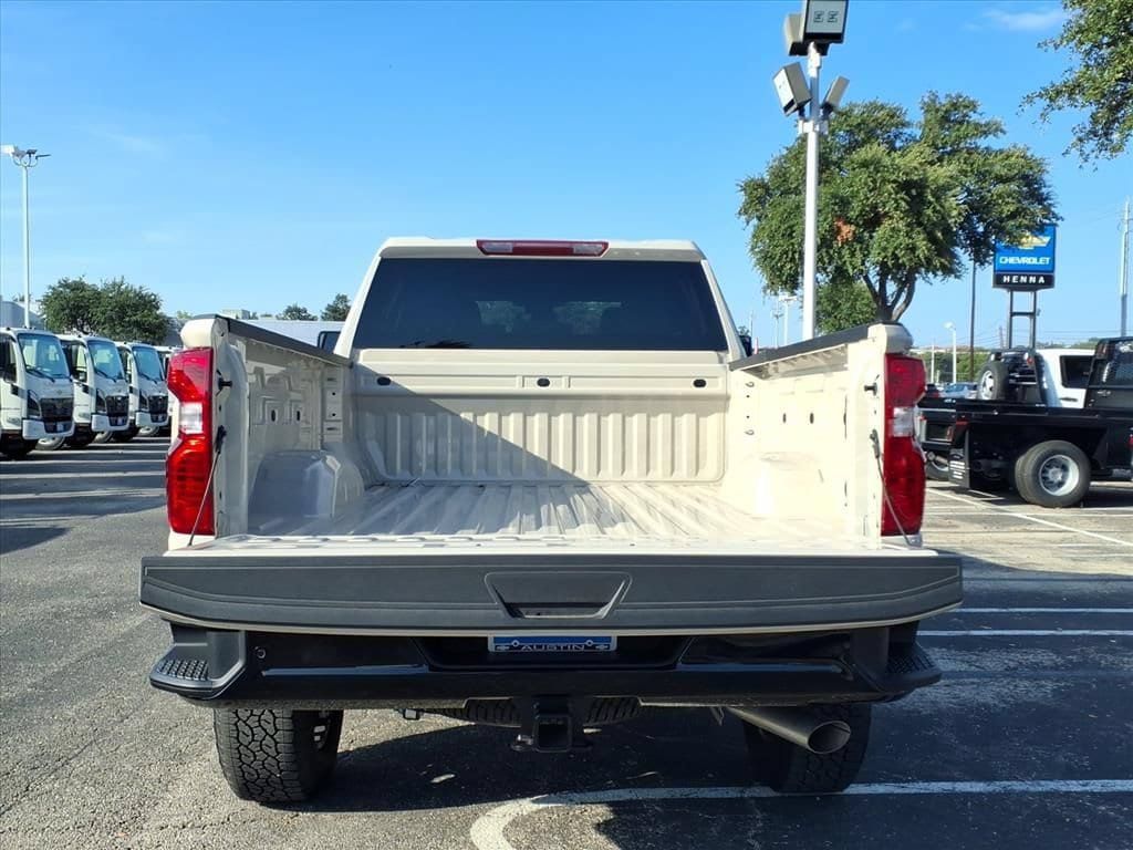 New 2026 Chevrolet Silverado 2500 Custom w/ Custom Value Package AWD/4WD image 13