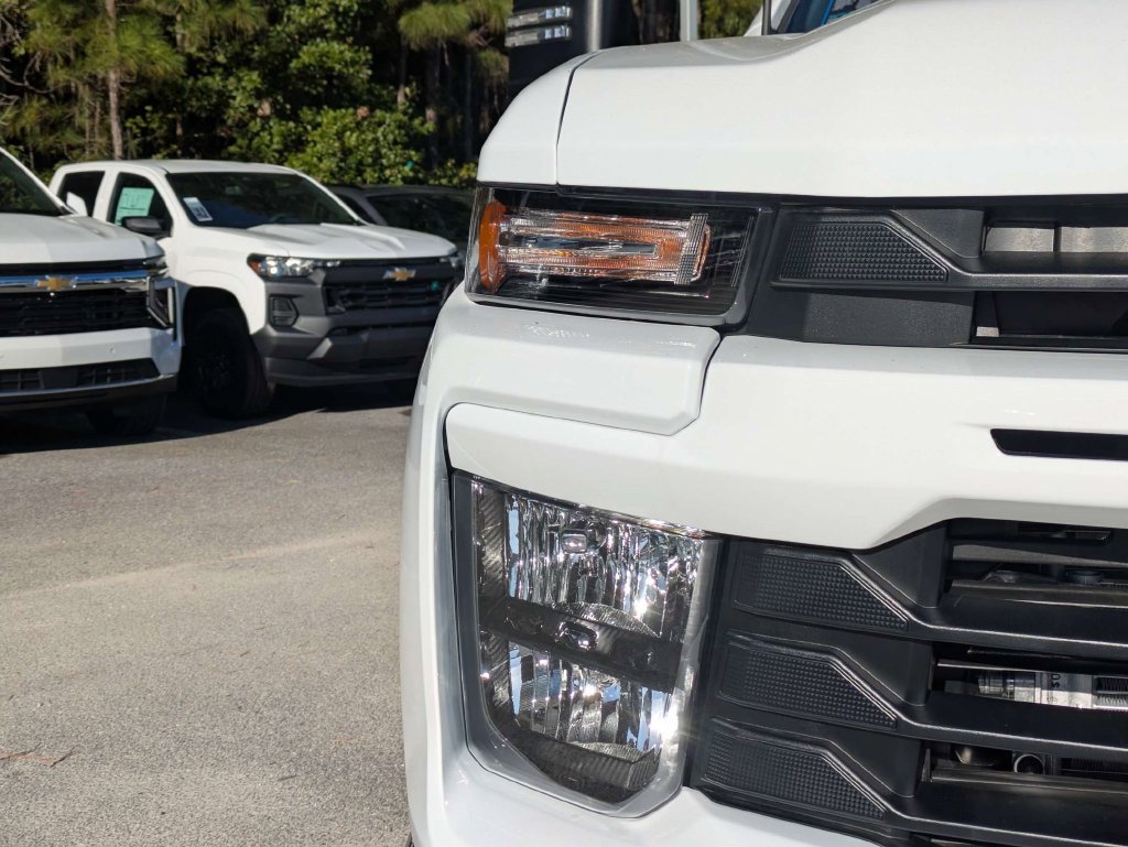 New 2026 Chevrolet Silverado 2500 Custom w/ Custom Value Package AWD/4WD image 12