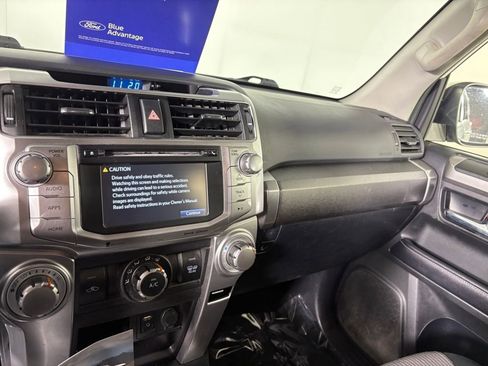 Used 2018 Toyota 4Runner SR5 image 18