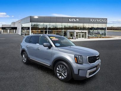 Used 2024 Kia Telluride LX