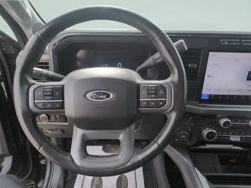 Used 2024 Ford F250 Lariat w/ Sport Appearance Package image 27