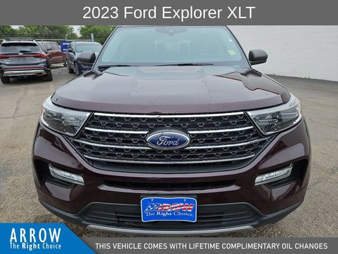 Used 2023 Ford Explorer XLT w/ Equipment Group 202A RWD image 3