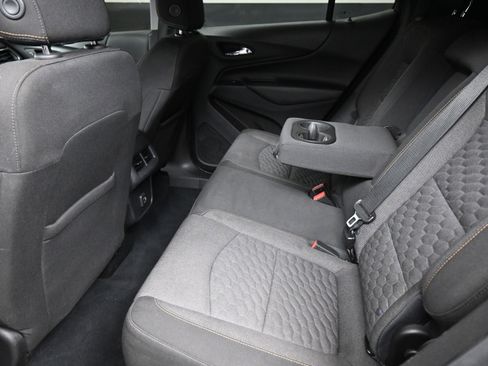 Used 2019 Chevrolet Equinox LT image 15