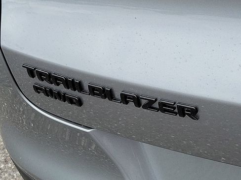New 2026 Chevrolet TrailBlazer RS w/ Convenience Package AWD/4WD image 5
