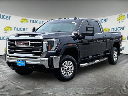 Used 2025 GMC Sierra 2500 SLE w/ SLE Convenience Package image 3