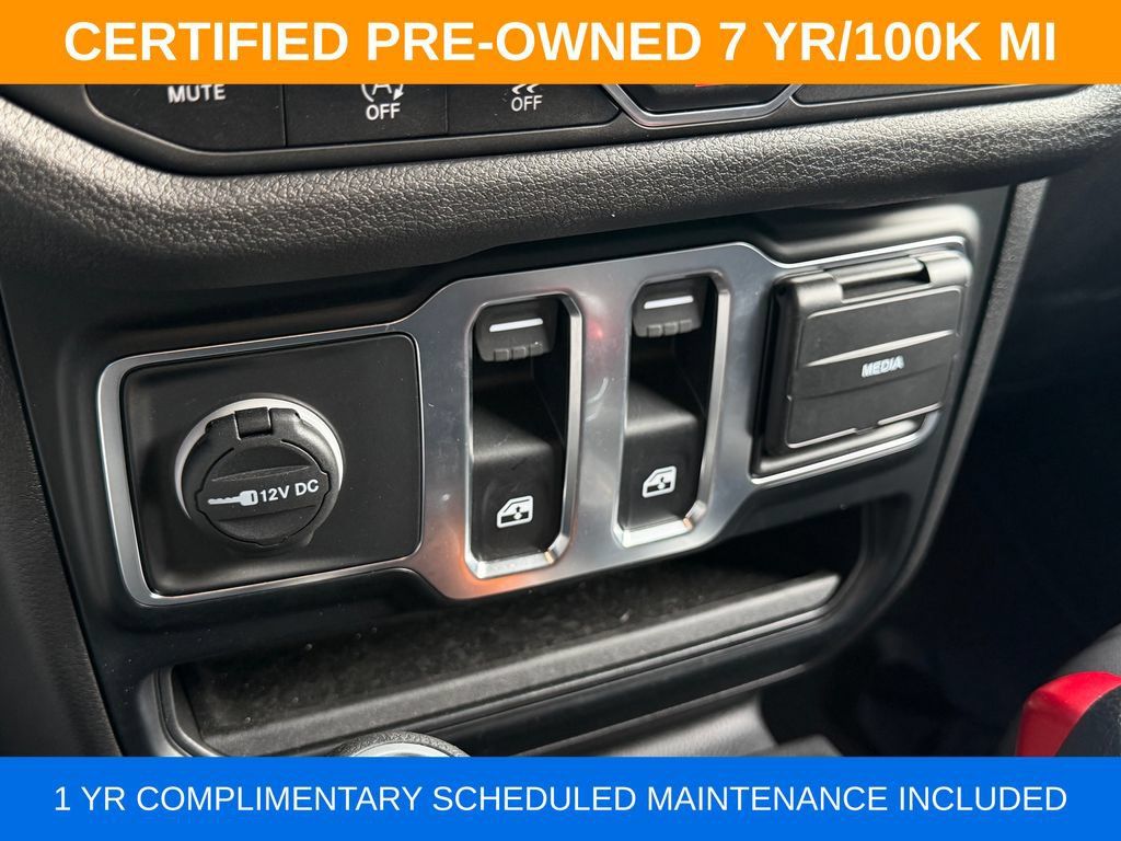 Used 2024 Jeep Wrangler Sport AWD/4WD image 16