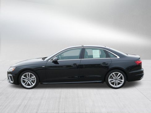 Used 2022 Audi A4 2.0T Prestige w/ Prestige Package image 4