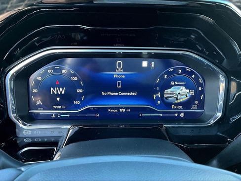 Used 2022 Chevrolet Silverado 1500 LT w/ Protection Package AWD/4WD image 14