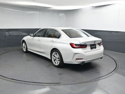 Used 2025 BMW 330i xDrive Sedan w/ Convenience Package image 3