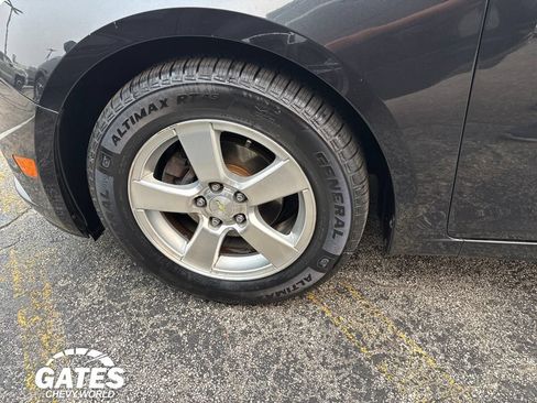 Used 2013 Chevrolet Cruze LT FWD image 24
