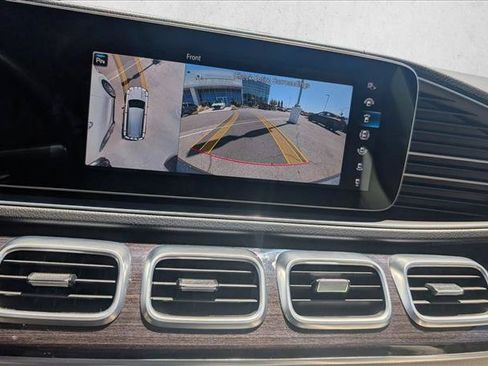 Used 2022 Mercedes-Benz GLS 450 4MATIC image 19
