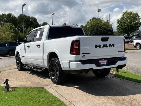 Used 2026 RAM 1500 Big Horn AWD/4WD image 5