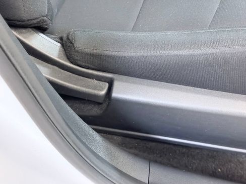 Used 2025 Nissan Sentra S FWD image 30