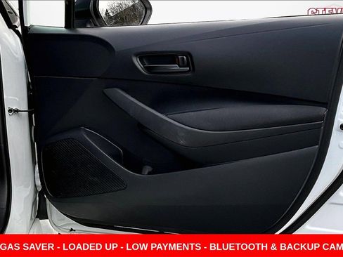 Used 2024 Toyota Corolla LE image 25