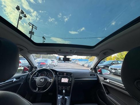 Used 2015 Volkswagen Golf SEL image 13