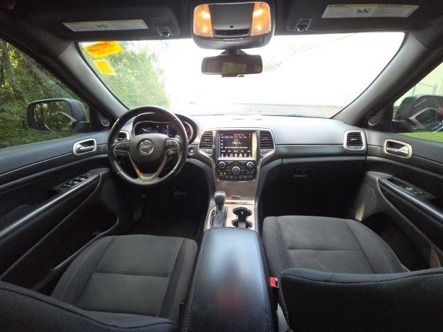 Used 2016 Jeep Grand Cherokee Laredo w/ Quick Order Package 23E RWD image 27