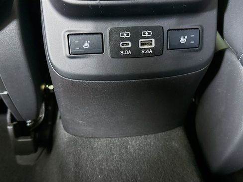 Used 2023 Subaru Outback Limited AWD/4WD image 27