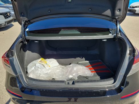 Used 2025 Honda Civic Sport image 13