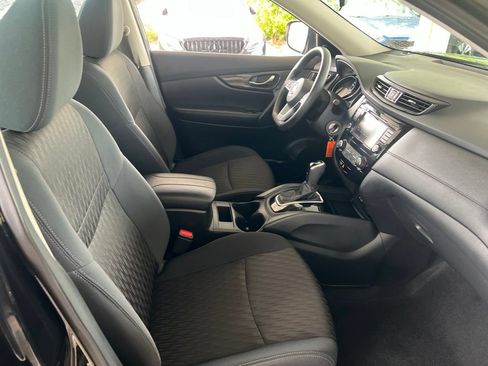 Used 2018 Nissan Rogue S AWD/4WD image 20