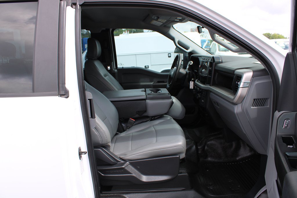 Used 2024 Ford F350 XL w/ XL Chrome Package RWD image 27