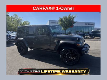 Used 2025 Jeep Wrangler Unlimited Sahara w/ Safety Group
