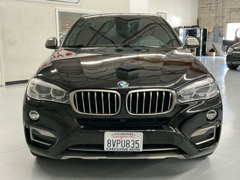 Used 2017 BMW X6 sDrive35i image 2