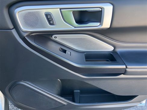 Used 2020 Ford Explorer ST w/ ST High-Performance Pack image 46