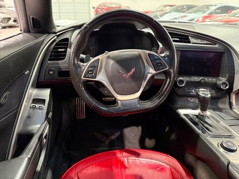 Used 2016 Chevrolet Corvette Stingray Coupe RWD image 9