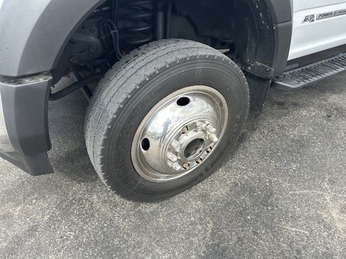 Used 2019 Ford F550 4x4 Regular Cab Super Duty image 8
