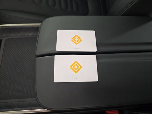 Used 2022 Rivian R1T Adventure image 29