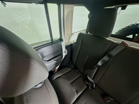 Used 2015 Jeep Wrangler Unlimited Sport w/ Quick Order Package 24S image 12