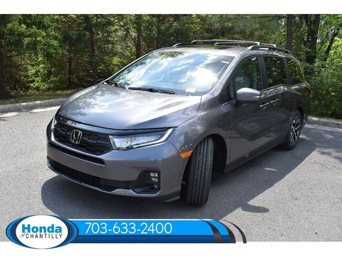 New 2026 Honda Odyssey EX-L image 3