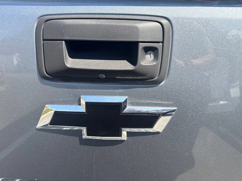 Used 2019 Chevrolet Colorado LT w/ LT Convenience Package RWD image 10