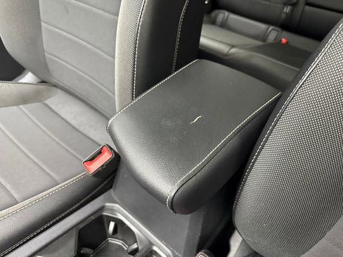 Used 2022 Volkswagen Taos SE w/ Panoramic Sunroof Package AWD/4WD image 70