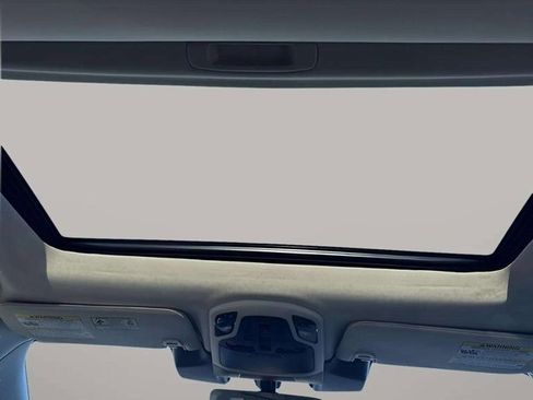 Certified 2025 Subaru Outback Limited image 7