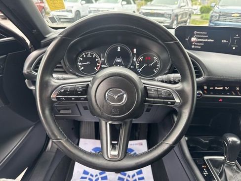 Used 2024 MAZDA MAZDA3 s FWD image 15