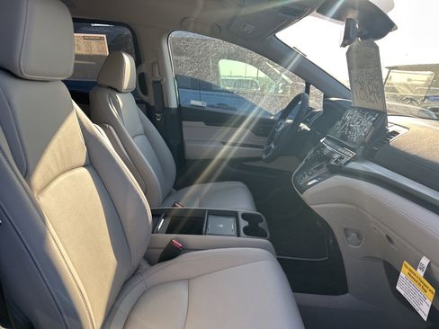 New 2026 Honda Odyssey EX-L image 44