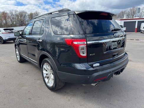 Used 2014 Ford Explorer XLT w/ Equipment Group 202A AWD/4WD image 3