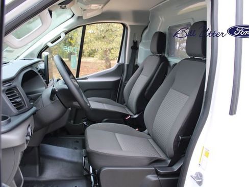 New 2024 Ford E-Transit Low Roof image 11
