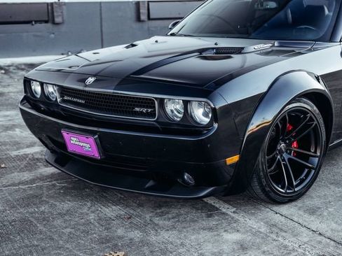 Used 2008 Dodge Challenger SRT8 image 21