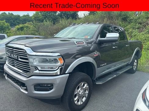 Used 2020 RAM 2500 Laramie AWD/4WD image 1