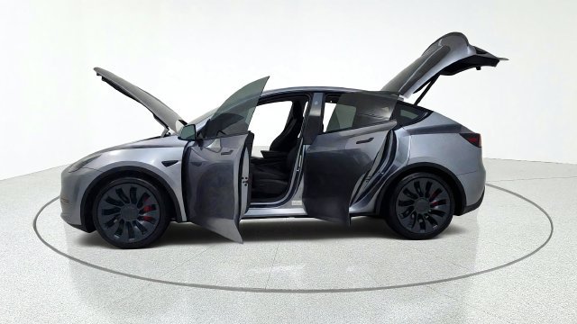 Used 2024 Tesla Model Y Performance AWD/4WD image 14