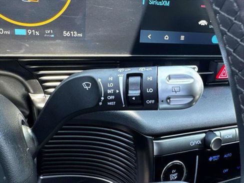 Used 2025 Hyundai Ioniq 5 SEL AWD/4WD image 24