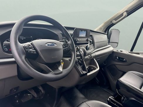 Used 2023 Ford Transit 350 RWD image 6