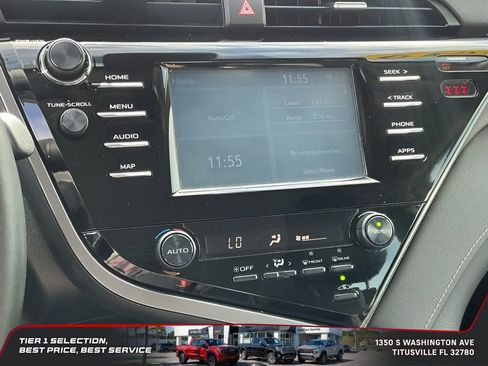 Used 2019 Toyota Camry SE FWD image 22