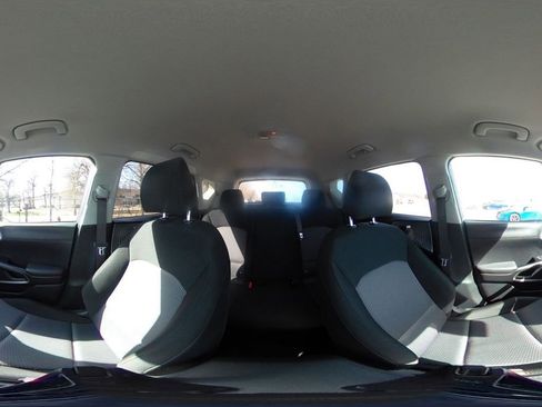 Used 2025 Kia Soul LX w/ LX Technology Package image 40