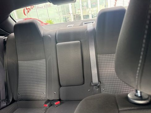 Certified 2023 Dodge Challenger SXT image 15