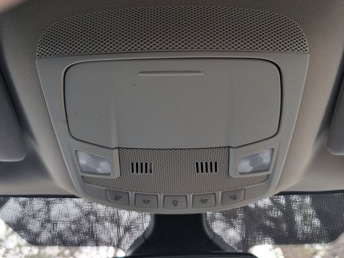 Used 2022 Ford Edge SE w/ Black Appearance Package image 12